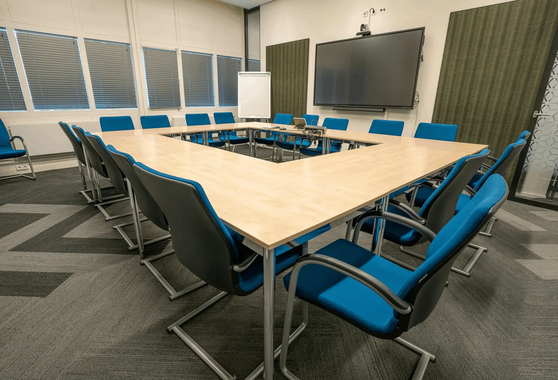 ANIMUS: встреча в офисе